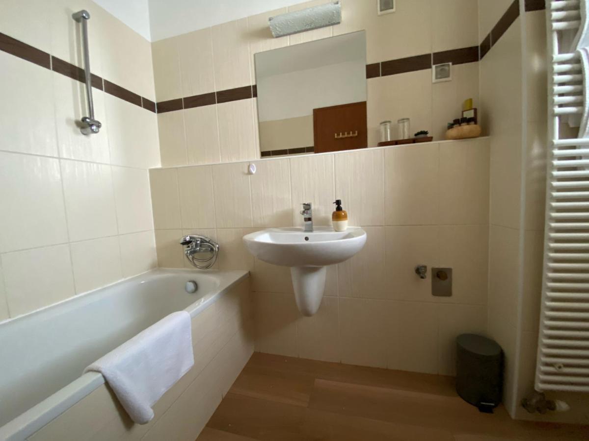 Lovag8 Apartment Budapest Ngoại thất bức ảnh